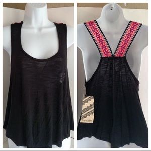 Nordstrom Eyeshadow Love On A Hanger Tank 3/$10